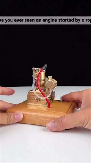 you ever seen an engine started by rope 🪢#model #mechanic #enginebuild #miniengine #enginemodel