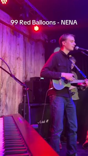 99 red balloons 🎈- ukulele cover #ukulelecover #ukulele #fyp #foruyou #music