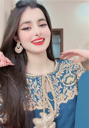 Popular Dress Styles for Girls