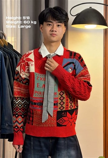 Stylish Christmas Sweater Outfit Ideas for Your Holidays