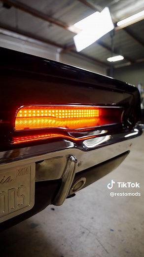 Nostalgic Sounds of the 1970 HEMI Dodge Charger