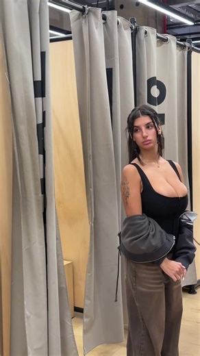 Do you think my top is too tight? | top