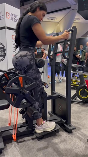 Here's Standing Hip Thrust Machine 朗拾 The easiest way to hip thrust. Thick padding for pelvic support. Multiple hand positions design for comfort and variation. Load with weight plates and resistance bands. Compact design. Place your order today at ➡️www.bootybuilder.com SHARE + SAVE + LEAVE A COMMENT Link in Bio 李 • • • #premiumquality #bestgymequipment #luxurydesign #qualitymatters #glutes | Booty Builder | Facebook