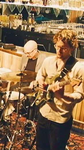 Two dimensional melodic approach: note CHOICE vs note ELASTICITY