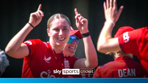 SA vs England 1st T20I: Freya Kemp picks up first wicket by removing Anneke Bosch!