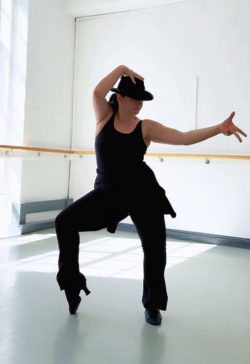 Beat It jazz dance with hat | Broadway-style Michael Jackson routine