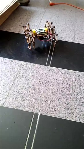 Robot Araña con Arduino #robotica #arduino#arduinouno #arduinonano #arduinoproject #mecatronica #diyelectronic #arduino #electronica