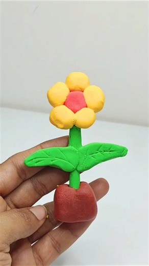 Cute Clay Flower Pot|Easy DIY For Beginners#clayart#diy #craft#clay#flower ‪@DiyasCraftCreations‬