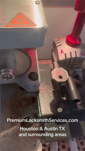 Cutting a B10 with the Futura