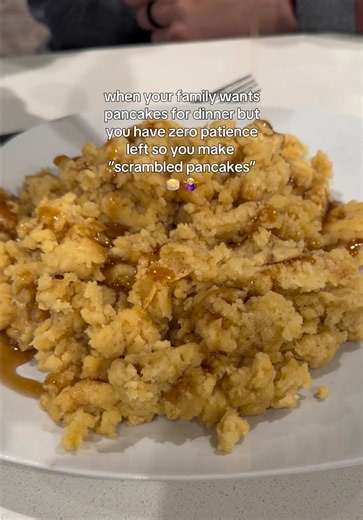Follow for more tips 😂😂👍🏻 But really… it tastes the same (maybe better?) so why waste the time 🤪🙏🏻 #cookinghacks #breakfastfordinner #momtok #motherhood #proteinpancakes