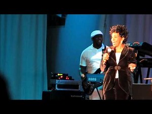 Gladys Knight, Love Don't Love Nobody