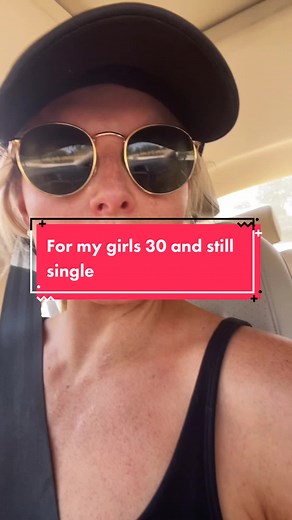 Embracing Single Life at 30: Advice and Empowerment for Women