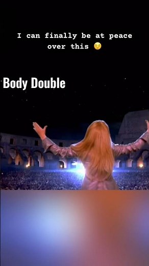 Hilary Duff explains the wigged body double in the Lizzie McGuire movie #hilaryduff