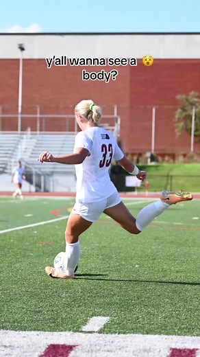 College Soccer Throwback: Julia Cser Highlights