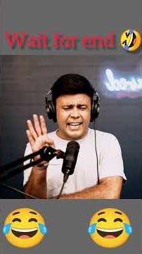 BATHROOM SINGER KI HALL🤣 #pranks #comedy #funny #rjnaved #shorts