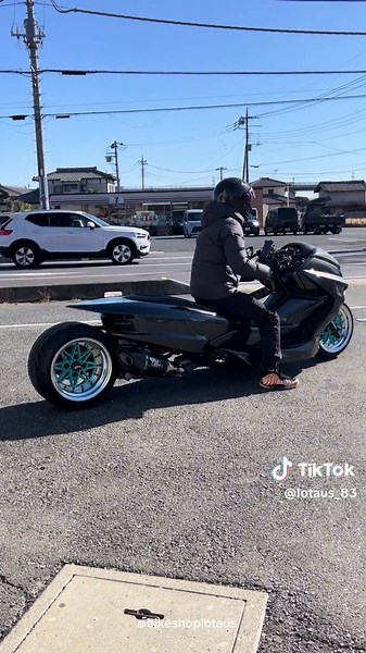 ビッグスクーターのカスタム特集