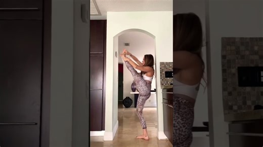 How to yoga front splits with the wall #shorts