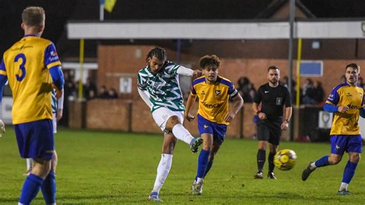 Farnham Town come back from 3-0 down to earn dramatic point