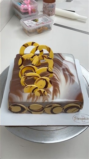 Chocolate marval effect cake decorating ideas #marvalcake #chocolatetruffle #birthdaycake #video