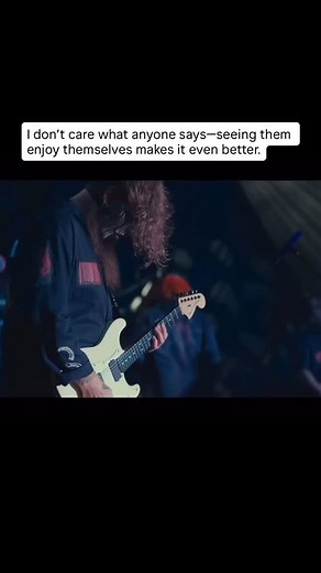 Bestliveperformance on Instagram: "Day of The Gusano’ documents not only a historic Knotfest Mexico City performance from Slipknot, one of the most exciting live bands on the planet, but delves deeply into the lives of the band’s fans as well. Slipknot’s fans, better known as maggots, are essential to the band’s legacy. This highly anticipated show captures the chaos, excitement and community that has been cultivated over the past 20+ years."