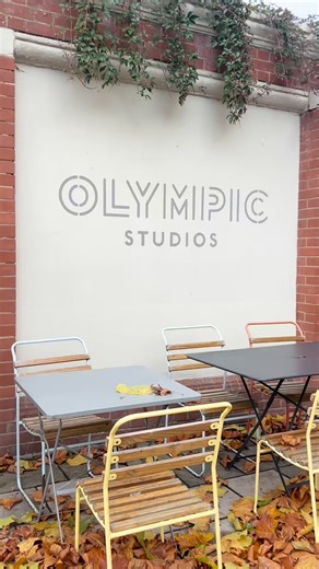 Yesterday, we were thrilled to host 30 amazing mums at our brunch with @themumclubrichmond 🩷. Each guest enjoyed an intro to the brand, a luxurious Perricone MD pampering session, and delightful gifting. It was wonderful connecting with so many mums and babies, sharing experiences in skincare and motherhood! #perriconemd #themumclub | Perricone MD