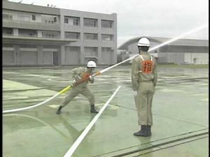 ポンプ操法 ポンプ車操法 3 第1線延長指揮者