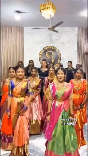 Siri_makovers_studio on Instagram: "🎓 Bridal Masterclass Course – Siri Makeovers Studio & Academy, Shadnagar 💄 ✨ Take your makeup skills to the next level and become a certified professional! Course Includes: 💫 HD Makeup 💫 HD Pro Makeup 💫 Glossy Makeup 💫 Waterproof Makeup 💫 Sweat-Proof & No Makeup Look 💫 Client Skin Prep & Product Knowledge Hair & Draping 💇‍♀️ 30+ Trendy Hairstyles 👗 10 Saree Draping Styles (All Types) Bonus Skills: 📲 Digital Marketing for Makeup Artists 💬 Client Com