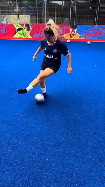 Aesthetic Variations in Ball Juggling Movements – Soccer