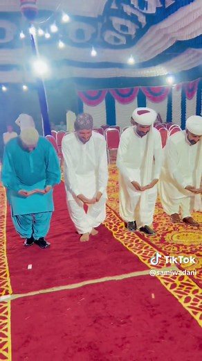 #سنگت_ویڈیو_وائرل_کریسو_آپ_ہیں🥀🌼🙈✨🎇 #jhumar #saraikijhumar #balochijhumar