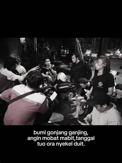 santet wetenge leboni wayang ketua🤴🏻 cek berisik 🤣🤣🤣#selebtiktok #entertainment #tiktokviral #fyppppppppppppppppppppppp #@C-Vita @caksu2 @Nchaaubrey @Ozsama Toplezz @bLeg #112 @Love you more💋💋