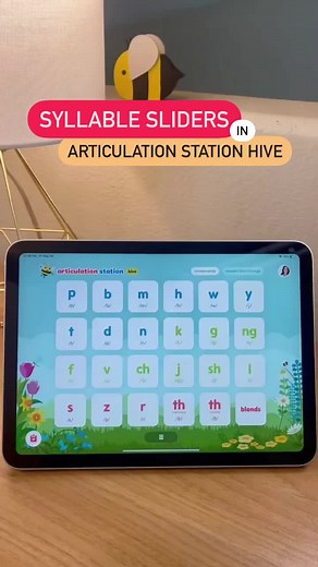 What?!? Picture cues and syllable level practice WITHOUT the card prep! 🤯 Yes! 🔥 🐝 In Articulation Station Hive, our engaging picture cues for every consonant and vowel are not only available to your learner to support sound production… they’re interactive too! 🙌 You slide the picture cues together to form target CV or VC words and you can choose for those target words to be real words, nonsense words or both! 👏 🎉 Your learner will love sliding them together again and again… and you will t