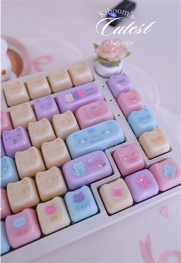 Hello! Today I am displaying some cute keycaps these are from @KiiBOOM and they are beautiful! #pinkaesthetic #keyboardasmr #keycaps #deskgoals #deskaesthetic