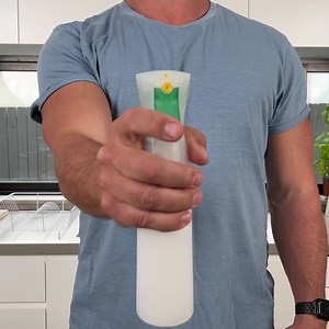 Our NEW Dish Spray Kit is here to slash soak time, reduce plastic and revolutionise dish duty for good! ✨ Simply load the soapy goodness into your Dish Spray Foamer, then Spray, Wipe and Rinse — your dirty dishes won’t know what hit ‘em. Dish Spray Cut through grime in a fraction of the time with an Allergy approved & eco-certified solution that eliminates the overnight soak and comes in a curbside recyclable pouch, an Aussie first.🇦🇺♻️ Foamer Swap the ever-empty dish liquid bottle for a smart