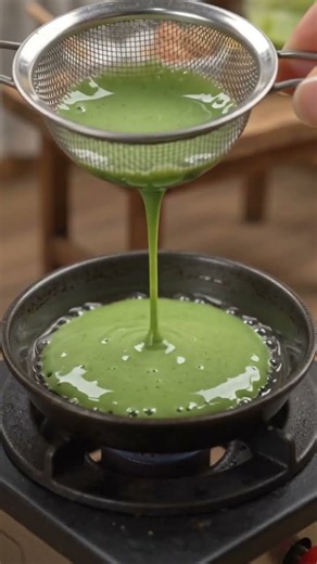 making Banh Bo Nuong - Vietnam’s Chewiest Pandan Honeycomb Cake... Made Micro! 💚🍰