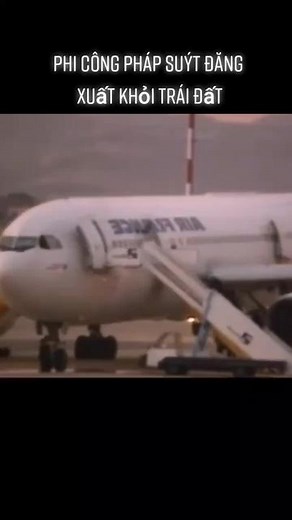 Air France Crew Members Assist at Airport Tarmac