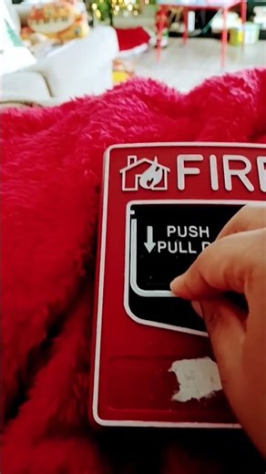 Different Vintage Coded Demo's On My Fire alarm!