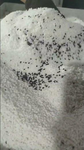 how to mix masterbatch with raw material #manufacturing #mold