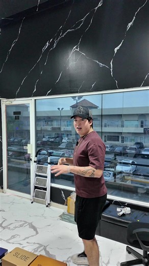 Nuevo local de sneakers en Monterrey: Tour virtual