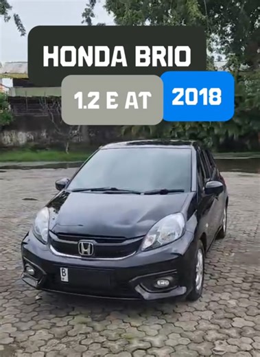 Dijual‼️ Honda Brio 1.2 E AT Matic 2018 Hitam Mutiara Like new Low KM • A/N Perorangan • Pajak panjang Bln 09/2026 • LOW KM 62rb Jarang Pakai • Service Berkala Bengkel Resmi Honda • BAN SEREP BELUM TURUN • Buku Service & Manual ADA • Kunci Serep Ada 2 • Start Stop Engine Button • Kaca Film Huper Optik • Transmisi Matic halus & responsif • AC dingiin sejuk sekali • Kaki-kaki Stabil Senyap No Bunyi-bunyi • Interior wangi dan bebas bau asap rokok • Mesin kering halus prima —————— Harga Paket Kredit