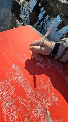 Ambidextrous Alien drawing at Washington Square Park NYC