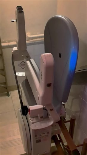 Stairlift: Secure Stair Ascent and Descent#IndependenceForSeniors #FamilyConnections #MobilityFreedom #stairliftjoy