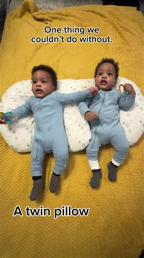 Essential Tips for Parents of Twins