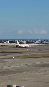 1M views · 8.7K reactions | #airplane #landing #AIRPORT  | บ่าวพงษ์ คนโก้ | Facebook