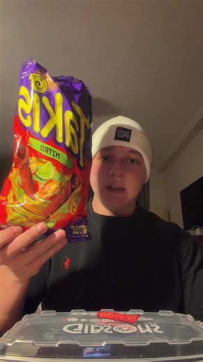 Taste Test und Verzehrungsempfehlung auf höchsten Niveau. #takis #test #meinung #joke #fy