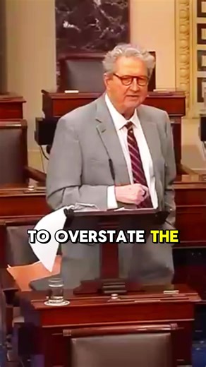 Kennedy: The Chagos Islands agreement allows China access to the joint US-British military base #usa #trump #kennedy #fyp #fypシ