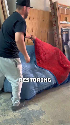 She Found a $10,000 Couch on the Street… And Took It Home 😳🛋️