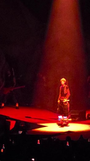 #mgk #daywalker #corpse