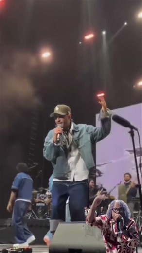 Martha Candela "Pegada" con Israel Houghton | su grupo canta el candelero en Puerto Rico