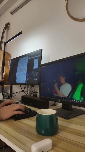 Day 61 - Typing Practice & Learning English | My Journey to Master 10-Finger Typing - LazyTyping