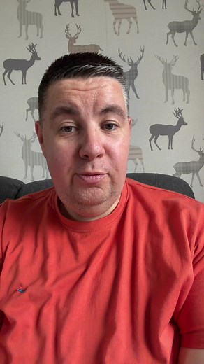 Lovely Day: Pub Drinks, Mates, and a Relaxing Evening